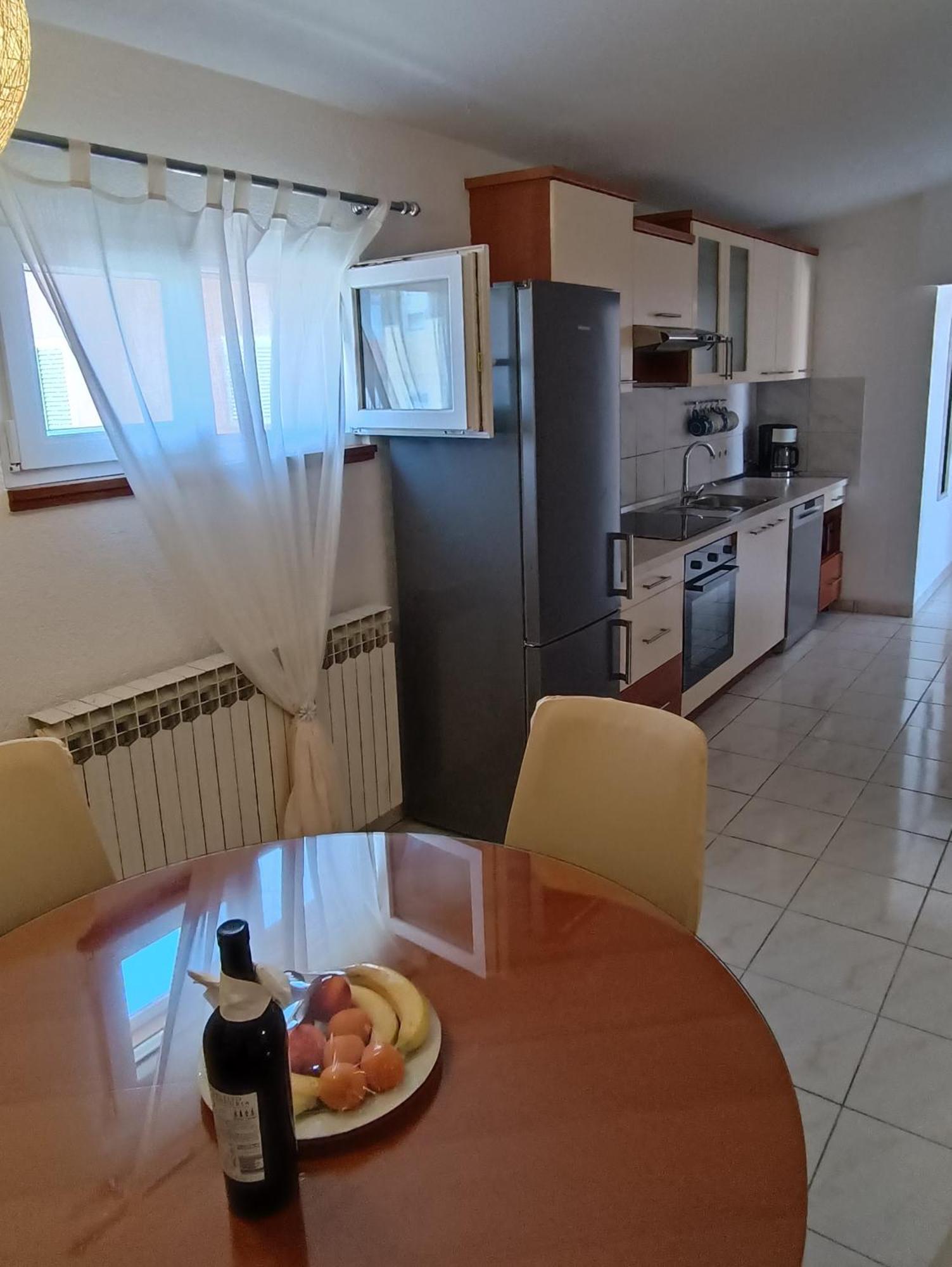 Apartmani Sprljan Vodice Exterior foto