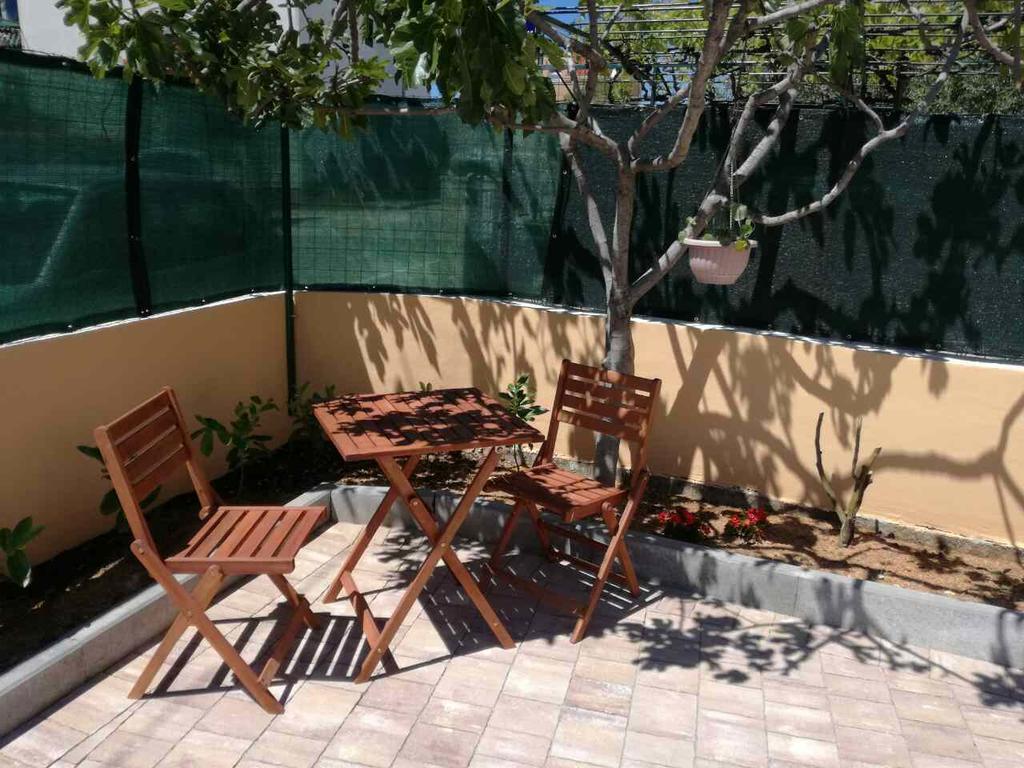 Apartmani Sprljan Vodice Exterior foto