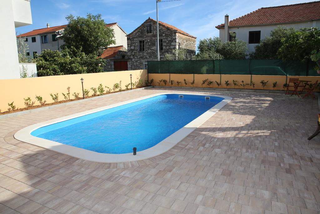 Apartmani Sprljan Vodice Exterior foto