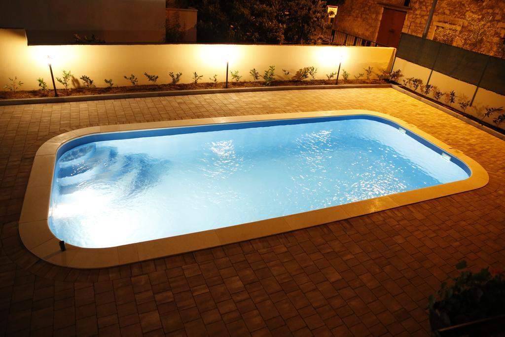Apartmani Sprljan Vodice Exterior foto